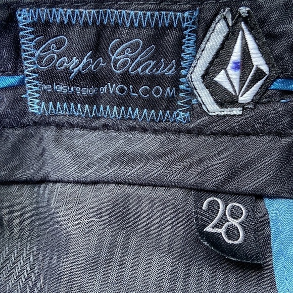 Volcom Boys Faded Army Green Fricken Chino Flat Front Pocket Shorts Size 28W - Picture 5 of 9